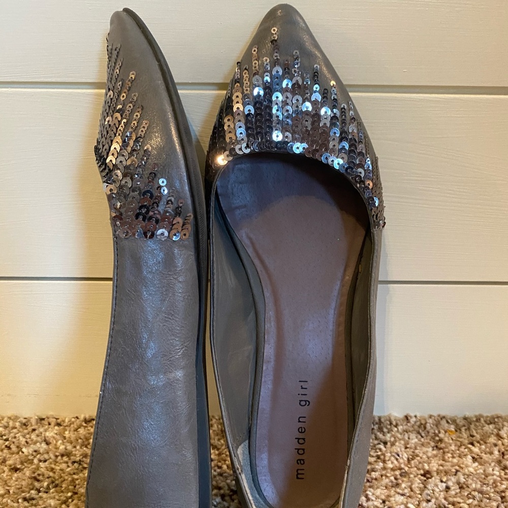 Bling Pointy Toe Flats